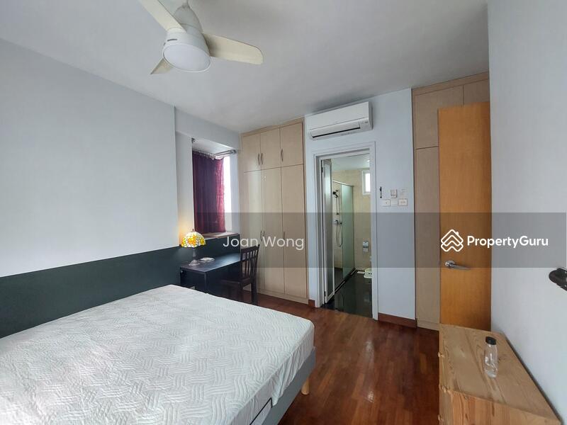 For Rent - Papillon