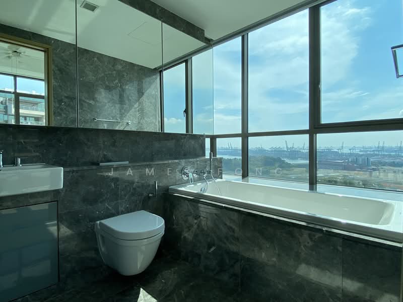 Skyline Residences, 608 Telok Blangah Road, 3 Bedrooms, 1,475 sqft, Condominium For Rent, by James Fong, 24148827 - Luxury Bathroom Fittings with Long Bath - PropertyGuru.com.sg