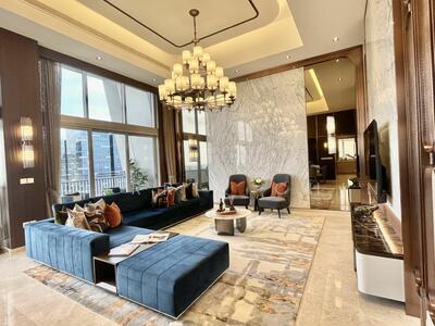 For Sale - V on Shenton