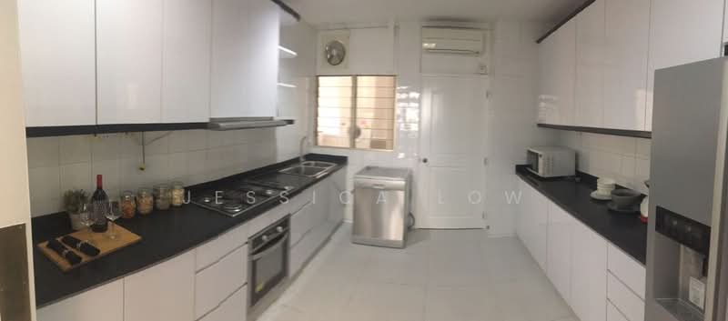 Leonie Condotel, 2 Leonie Hill Road, 4 Bedrooms, 2,715 sqft, Condominium For Rent, by Jessica Low, 24149794 - PropertyGuru.com.sg