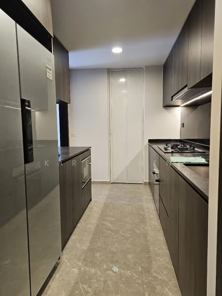 Park Colonial, 10 Woodleigh Lane, 5 Bedrooms, 1,711 sqft, Condominium For Rent, by Karen Chen, 24150007 - PropertyGuru.com.sg