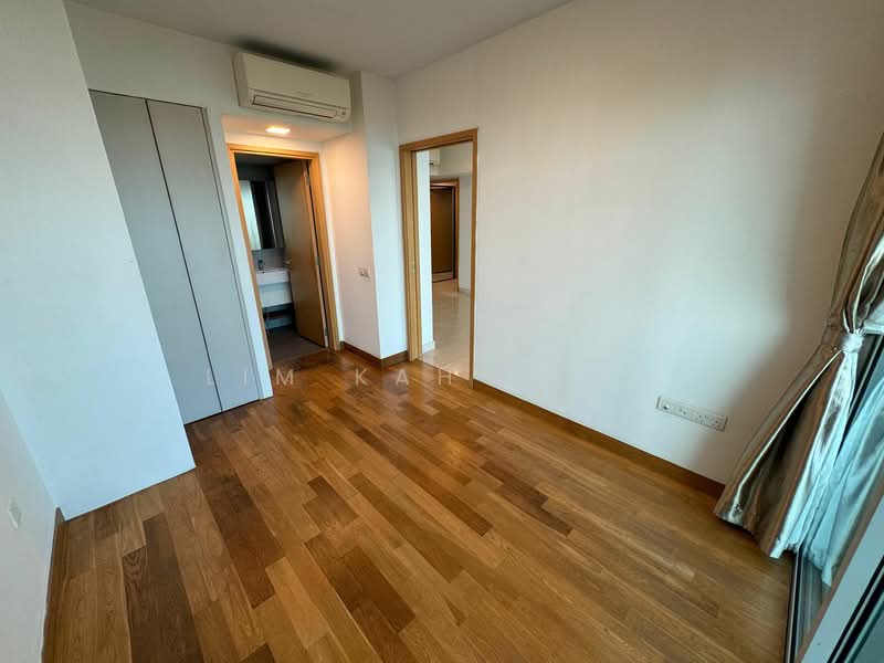 Eight Riversuites, 2 Whampoa East, 2 Bedrooms, 700 sqft, Condominium For Rent, by Lim Kah Seng, 24150283 - PropertyGuru.com.sg