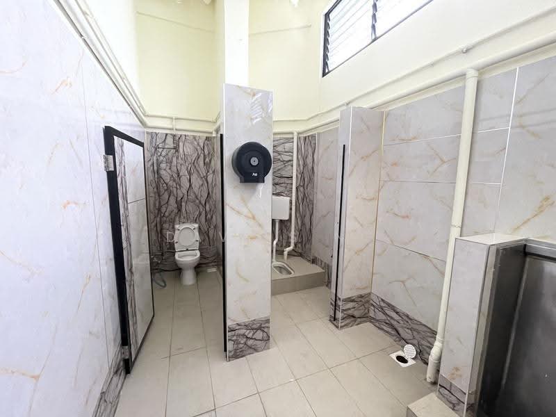 Yu Li Industrial Building, 37 Lorong 23 Geylang, Eunos / Geylang / Paya Lebar, 1,140 sqft, Office For Rent, by Davies Ng, 24150574 - CommercialGuru.com.sg