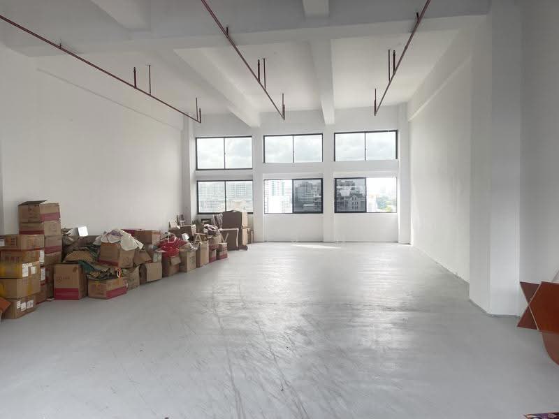 Yu Li Industrial Building, 37 Lorong 23 Geylang, Eunos / Geylang / Paya Lebar, 1,140 sqft, Office For Rent, by Davies Ng, 24150574 - Interior - CommercialGuru.com.sg