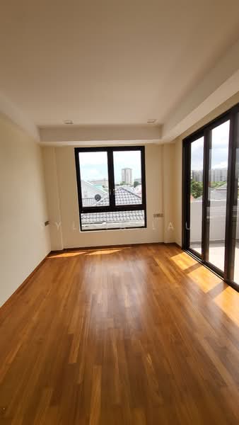 D15 Siglap Locale! Huge Almost New Semi-Detached With Lift And Pool, Tosca Street, Opera Estate, Siglap, East Coast / Marine Parade, 6 Bedrooms, 5,590 sqft, Semi-Detached House For Rent, by Sylvia Lau, 24151440 - PropertyGuru.com.sg