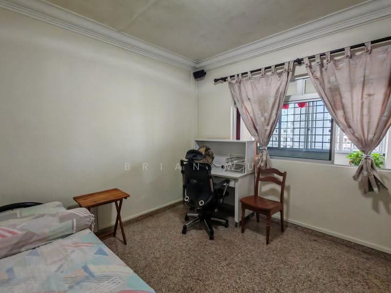 663 Jalan Damai, 663 Jalan Damai, Eunos / Geylang / Paya Lebar, Room Rental, 120 sqft, HDB Flat For Rent, by Brian Wu, 24151872 - Smaller Bedroom - PropertyGuru.com.sg