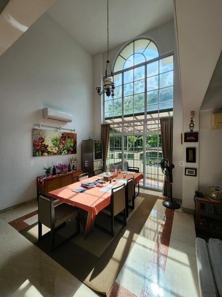 ABSOLUTE UNBLOCKED VIEWS ALL AROUND GREENBANK PARK SemiDetached House