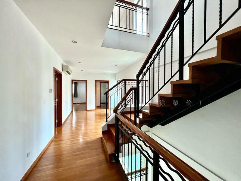 For Rent, Detached House at Duchess Avenue