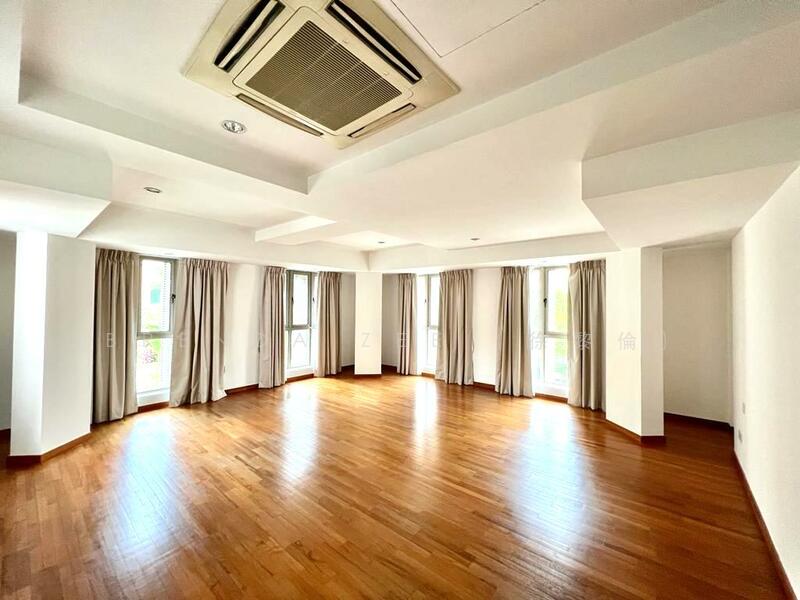 For Rent, Detached House at Duchess Avenue