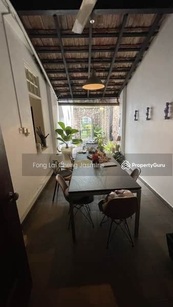 For Rent - Makepeace Road