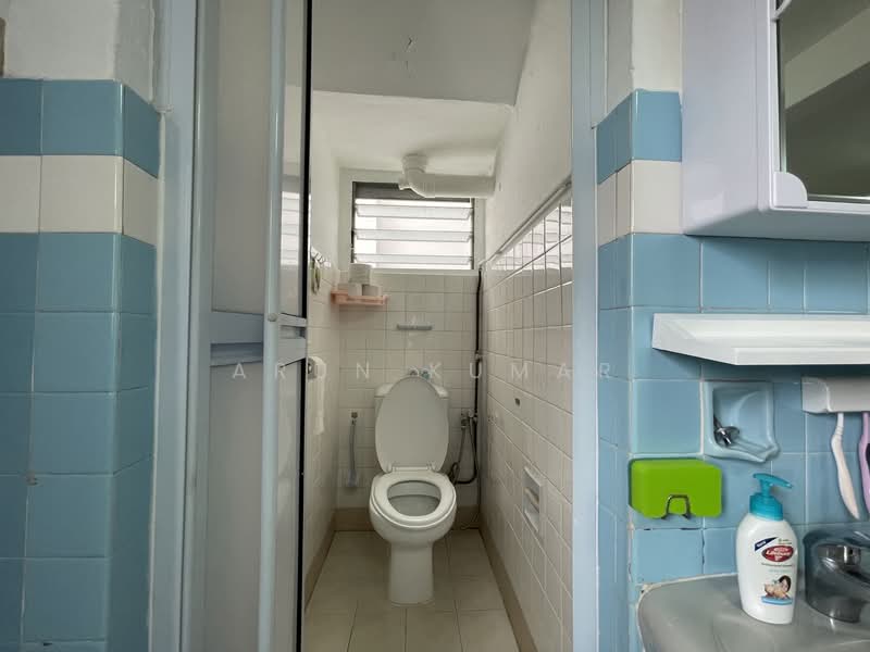 2 Lorong 7 Toa Payoh, 2 Lorong 7 Toa Payoh, Room Rental, 183 sqft, HDB Flat For Rent, by Arun Kumar, 24152652 - PropertyGuru.com.sg
