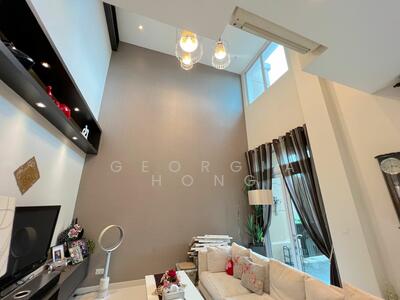 For Sale - Duchess Crest