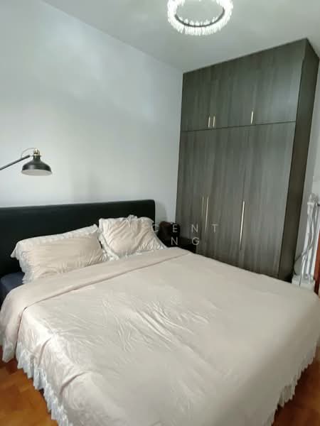 La Casa Condominium For Sale at S$ 1,350,000 | PropertyGuru Singapore