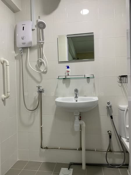139 Bedok Reservoir Road, 139 Bedok Reservoir Road, Room Rental, 100 sqft, HDB Flat For Rent, by Wong Chang Yeh, 24154045 - PropertyGuru.com.sg
