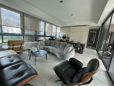 For Sale - OUE Twin Peaks