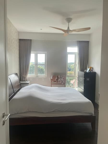 Holt Residences Condominium For Sale at S$ 4,800,000 | PropertyGuru Singapore