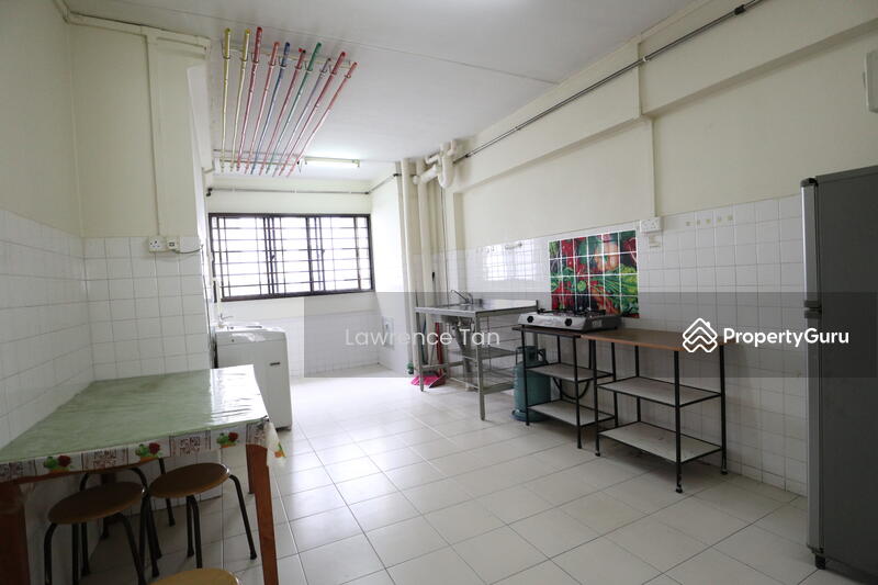 For Rent - 688 Hougang Street 61