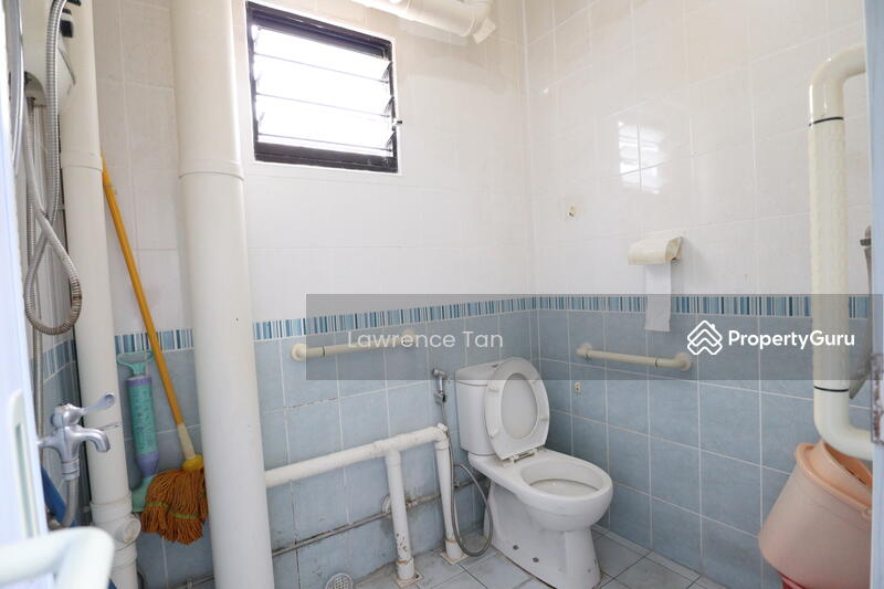 For Rent - 688 Hougang Street 61