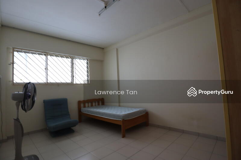 For Rent - 688 Hougang Street 61