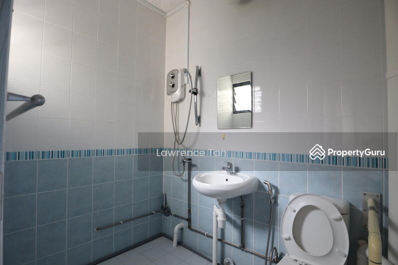 For Rent - 688 Hougang Street 61