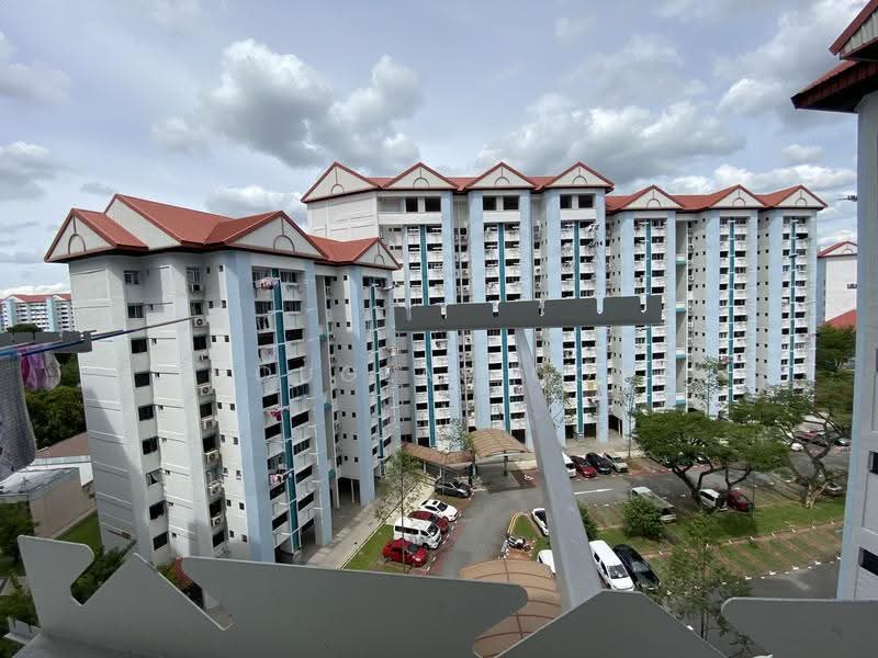 302 Jurong East Street 32, 302 Jurong East Street 32, Boon Lay / Jurong / Tuas, 2 Bedrooms, 746 sqft, HDB Flat For Rent, by Douglas Goh, 24155954 - PropertyGuru.com.sg