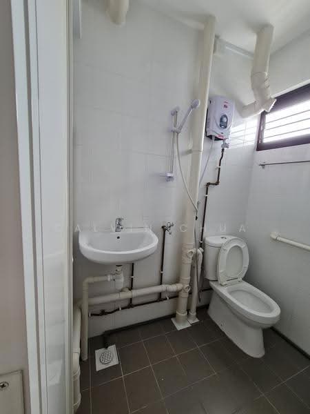 365 Clementi Avenue 2, 365 Clementi Avenue 2, Buona Vista / West Coast / Clementi New Town, 2 Bedrooms, 872 sqft, HDB Flat For Rent, by Calvin Chua, 24157709 - PropertyGuru.com.sg