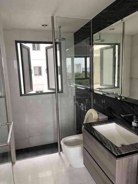 Waterfront Isle, 738 Bedok Reservoir Road, 2 Bedrooms, 904 sqft, Condominium For Rent, by Ansell Teh, 24159172 - PropertyGuru.com.sg