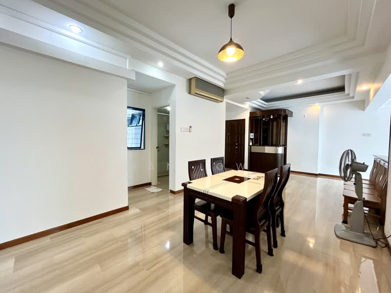 Palm Lodge, 6 Lorong 37 Geylang, Eunos / Geylang / Paya Lebar, 4 Bedrooms, 1,593 sqft, Apartment For Rent, by Ian Low, 24159881 - Cosy dinning room - PropertyGuru.com.sg
