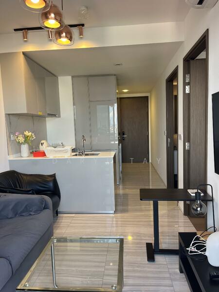 Kitchenette to Entrance