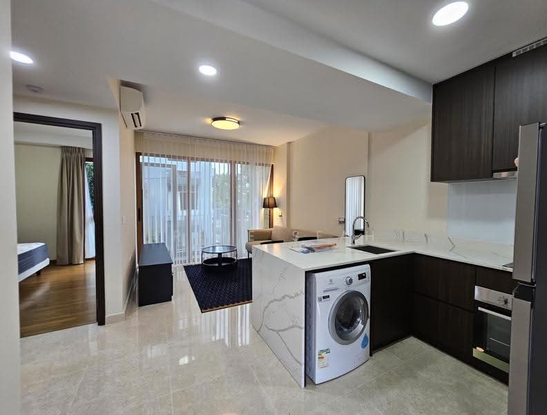 Residence Twenty-Two, 246 Telok Kurau Road, East Coast / Marine Parade, 1 Bedroom, 495 sqft, Condominium For Rent, by Irene Seah, 24163035 - Make this your cozy Living Room - PropertyGuru.com.sg