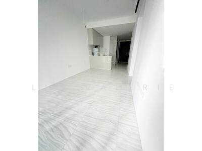 For Rent - Parc Esta