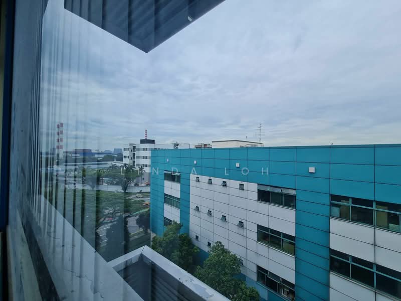 Admiralty Industrial Park, 25 Woodlands Industrial Park E1, 1,184 sqft, Light Industrial (B1) For Sale, by Linda Loh, 24167972 - CommercialGuru.com.sg