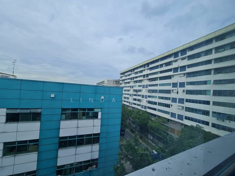 Admiralty Industrial Park, 25 Woodlands Industrial Park E1, 1,184 sqft, Light Industrial (B1) For Sale, by Linda Loh, 24167972 - CommercialGuru.com.sg