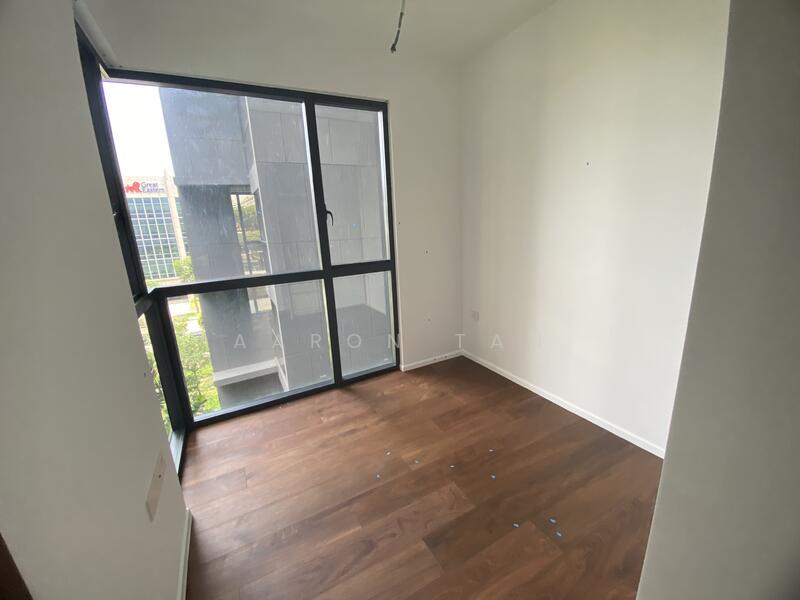 For Rent - Parc Esta