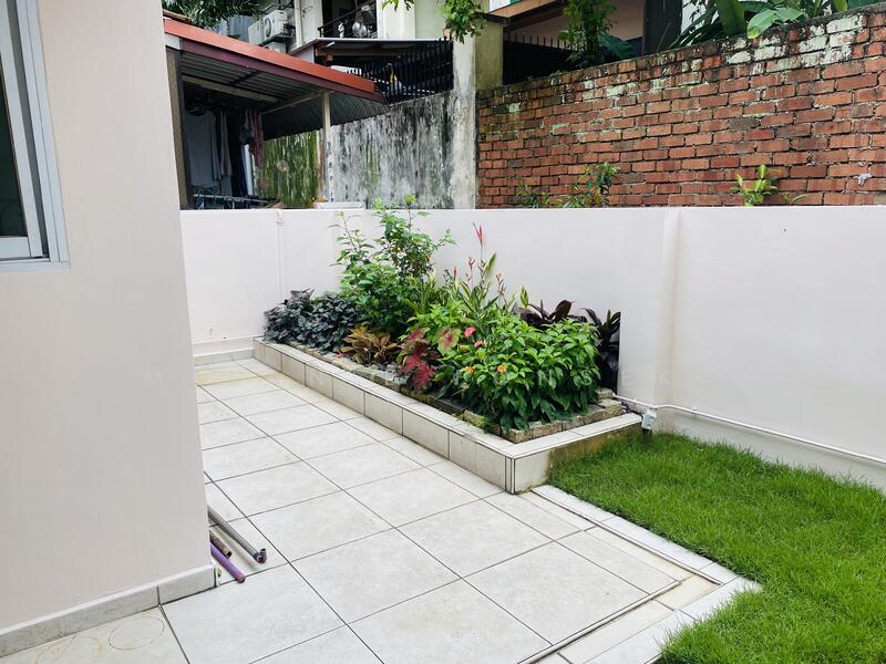 Teacher's Housing Estate, Tagore Avenue, 4 Bedrooms, 3,200 sqft, Terraced House For Rent, by Melanie Fonseka, 24169352 - Back Garden - PropertyGuru.com.sg