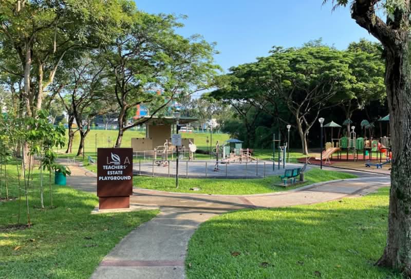 Teacher's Housing Estate, Tagore Avenue, 4 Bedrooms, 3,200 sqft, Terraced House For Rent, by Melanie Fonseka, 24169352 - PropertyGuru.com.sg