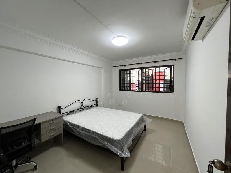 212 Jurong East Street 21, 212 Jurong East Street 21, Boon Lay / Jurong / Tuas, 3 Bedrooms, 1,292 sqft, HDB Flat For Rent, by Melissa Cheng 郑芷君, 24169751 - PropertyGuru.com.sg