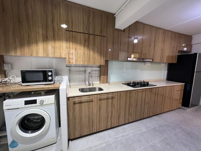 212 Jurong East Street 21, 212 Jurong East Street 21, Boon Lay / Jurong / Tuas, 3 Bedrooms, 1,292 sqft, HDB Flat For Rent, by Melissa Cheng 郑芷君, 24169751 - PropertyGuru.com.sg