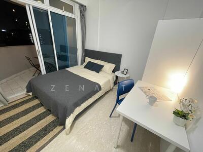 For Rent - La Crystal