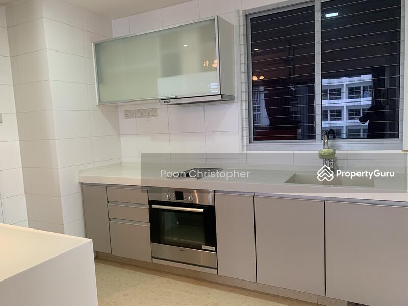 Dry Kitchen
