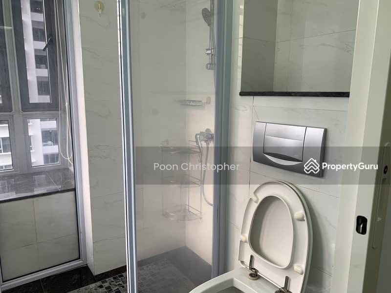 Master Toilet