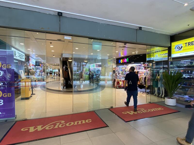 Peninsula Plaza, 111 North Bridge Road, 431 sqft, Other Retail For Sale