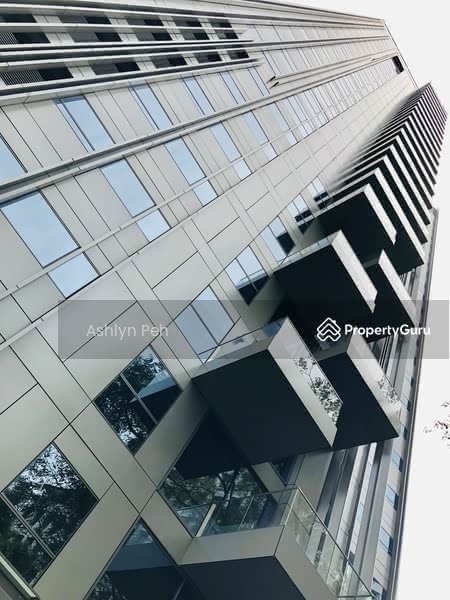 For Sale - 3 Orchard By-The-Park