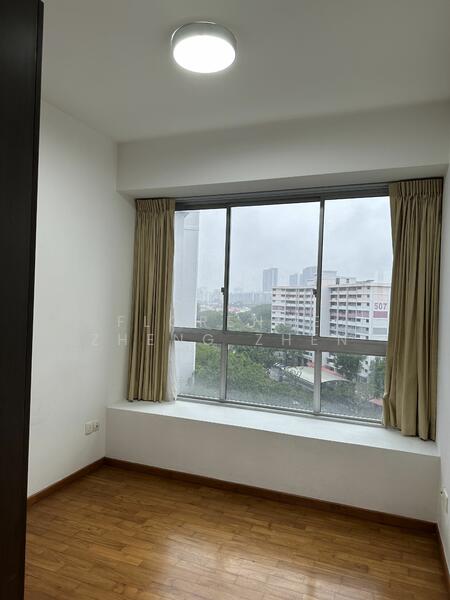 The Parc Condominium, 5 West Coast Walk, 4 Bedrooms, 1,421 sqft, Condominium For Rent, by Florence Zheng Zhen, 24173673 - Common bedroom - PropertyGuru.com.sg