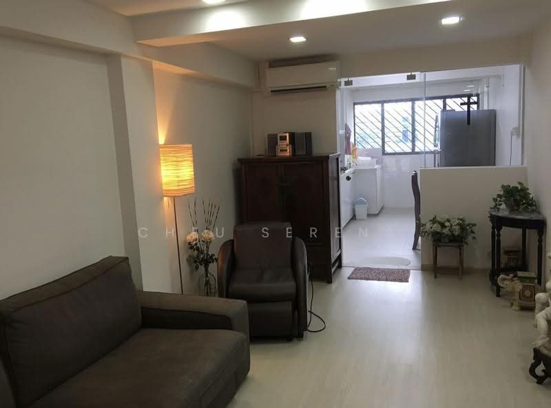 32 Holland Close, 32 Holland Close, Tanglin / Holland / Bukit Timah, 2 Bedrooms, 620 sqft, HDB Flat For Rent, by Cheu Serena, 24175058 - PropertyGuru.com.sg
