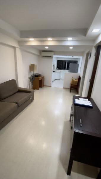 32 Holland Close, 32 Holland Close, Tanglin / Holland / Bukit Timah, 2 Bedrooms, 620 sqft, HDB Flat For Rent, by Cheu Serena, 24175058 - PropertyGuru.com.sg
