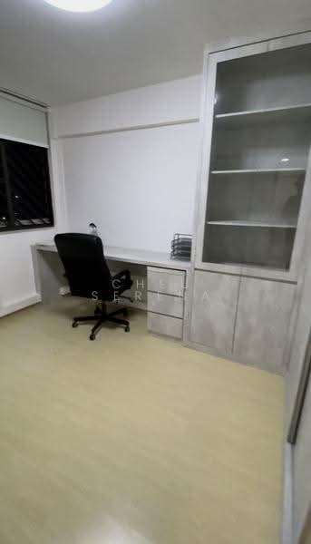 32 Holland Close, 32 Holland Close, Tanglin / Holland / Bukit Timah, 2 Bedrooms, 620 sqft, HDB Flat For Rent, by Cheu Serena, 24175058 - PropertyGuru.com.sg