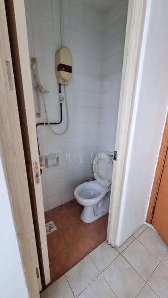 Mutiara View, 11 Jalan Mutiara, Tanglin / Holland / Bukit Timah, 3 Bedrooms, 1,301 sqft, Apartment For Rent, by Vincent Tan, 24177851 - PropertyGuru.com.sg