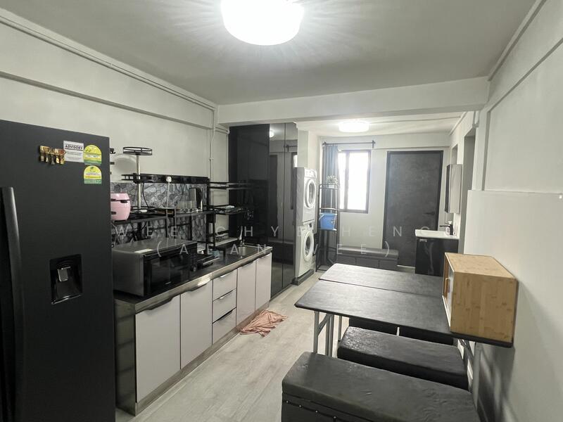 For Rent - 34 Whampoa West