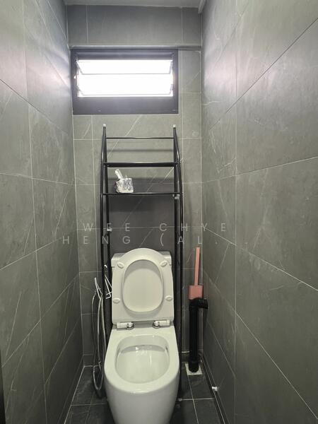 For Rent - 34 Whampoa West